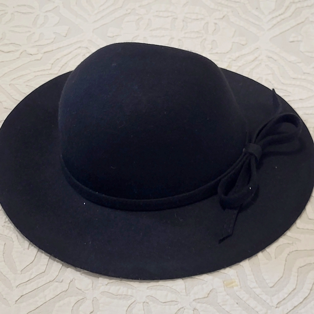 Elegant Black Women's Hat